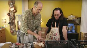 geddy lee asks are bass players human too krist novoselic